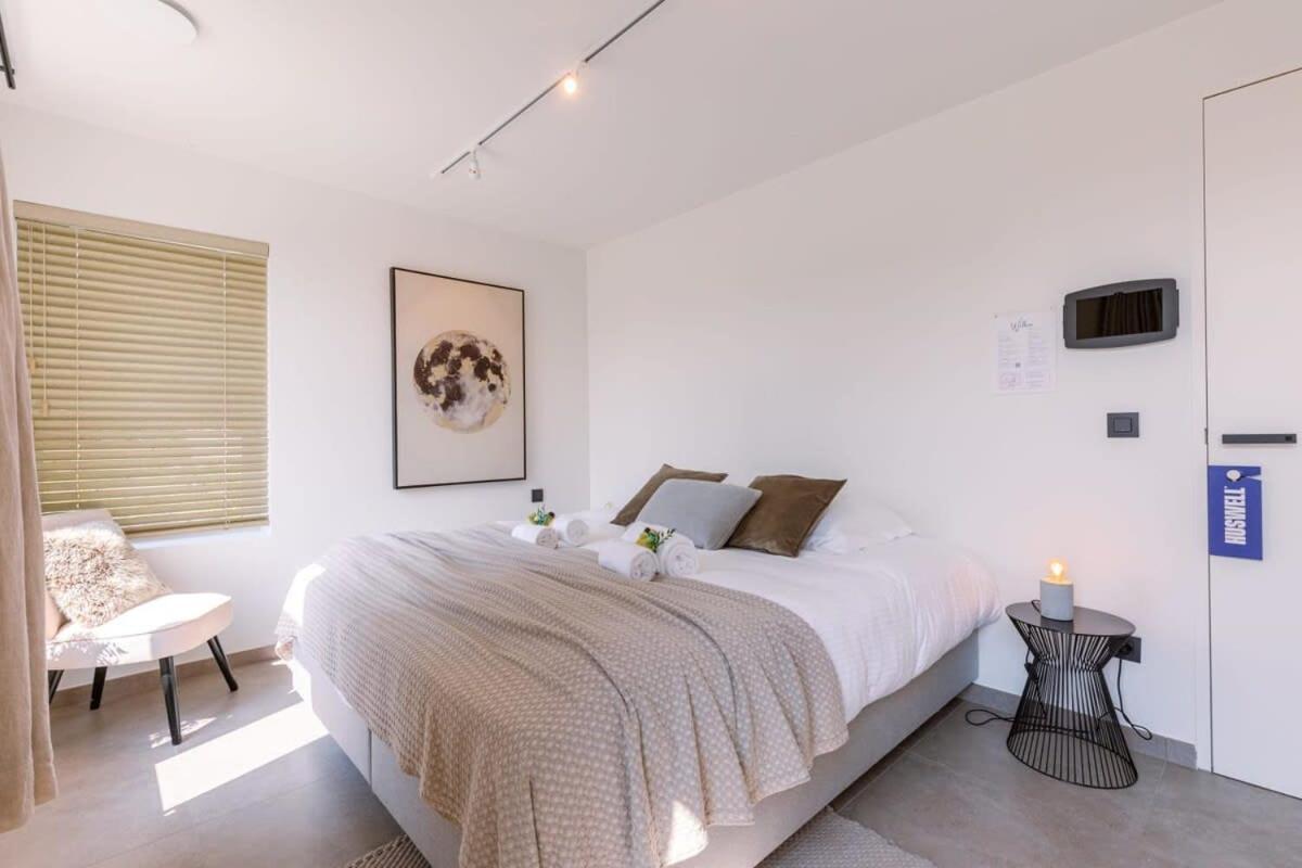 Huswell - Lord - Charming Double Room At Ranch "De Blauwe Zaal" Brügge Exterior foto